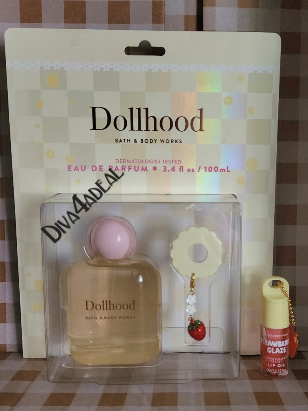 Bath & Body Works DOLLHOOD 3.4 FL OZ EDP & STRAWBERRY GLAZE Lip Oil 2PC Bundle